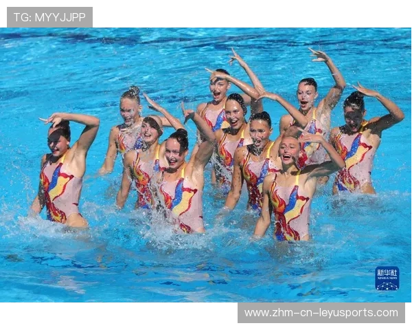 “新加坡游泳池热浪袭来，世界游泳锦标赛赛事精彩纷呈”